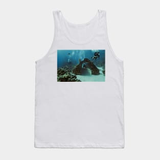 DAMSEL ET MADAMOISELLE ET MONSIEUR - VOICI - SUDAN! Tank Top